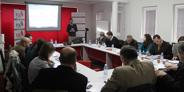 FOL ka zhvilluar takim me zyrtaret për informim të komunave te Kosoves4