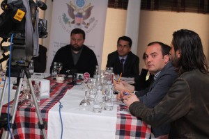 Fotografi nga debati ne Prizren (2)